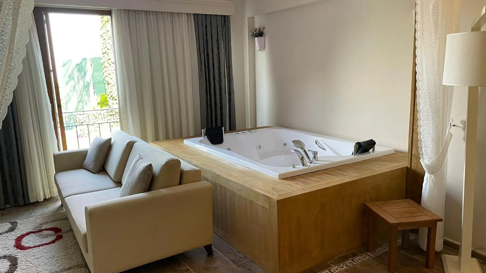 Alya Villa Butik Hotel Turunc
